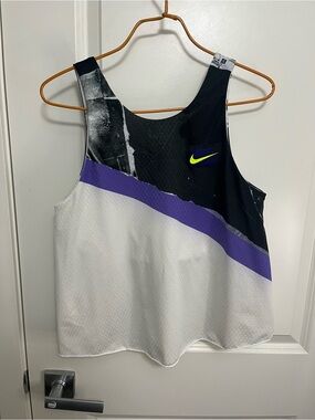 Nike Women's Tennis Court 2 in 1 Tank White/Purple in size M